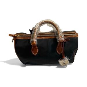 NEW VINTAGE Y2K DOONEY & BOURKE NYLON AND LEATHER SATCHEL BAG